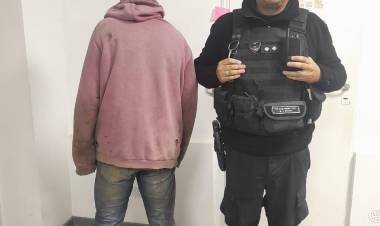 Detuvieron al sospechoso de iniciar un incendio en la zona de Pueblo Esther