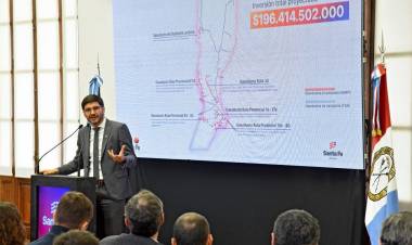 Pullaro anunció una inversión de $ 196 mil millones en un histórico plan de gasoductos para la provincia