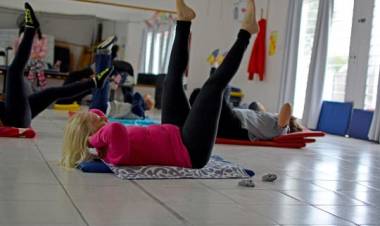 Los polideportivos municipales se consolidan como un espacio de integración y recreación para personas mayores