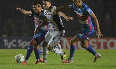 Agónico triunfo de Colón para volver a prenderse