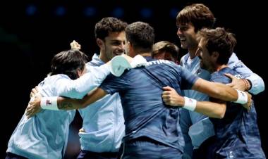 Argentina venció a Finlandia y se metió en los cuartos de final de la Copa Davis