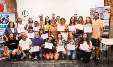 Concluyó la primera certificación de instructores y guías de Stand up Paddle