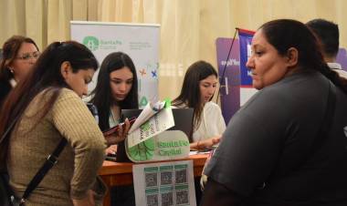 La Oficina de Empleo municipal participó de la Expo Empleo para acercar empresas con distintos perfiles