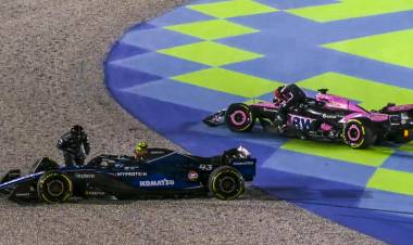 Colapinto chocado en la primera curva se quedó fuera del gran premio de Qatar