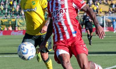 Unión cerró la temporada con un empate ante el halcón de Varela