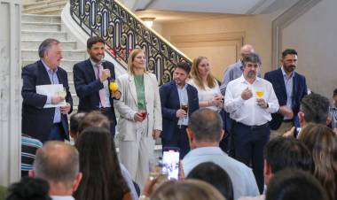 Pullaro: “En 2024 demostramos que con buenos equipos de trabajo, la provincia puede cambiar”