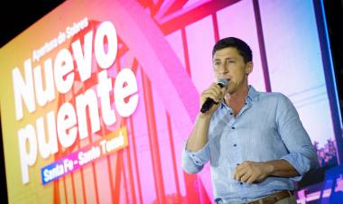 "La construcción del nuevo carretero es una muestra de federalismo", dijo el senador Garibaldi