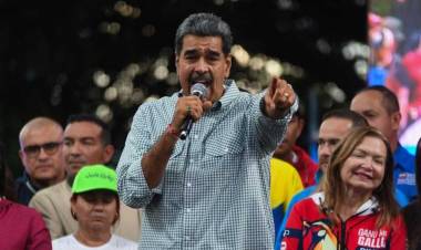 Maduro convocó a una movilización en defensa del voto
