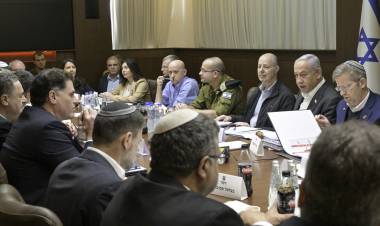 El gabinete israelí aprobó el alto al fuego en Gaza