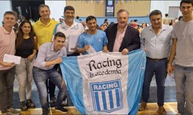 El Senador Michlig entregó aportes del Plan Brigadier a instituciones de San Cristóbal