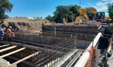 Avanzan los trabajos provinciales en el Canal Savoca de Arroyo Seco