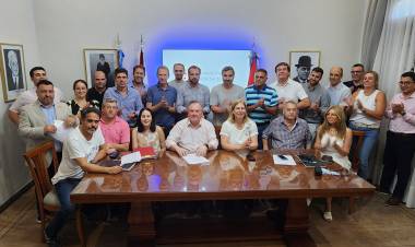 Nuevos partidos se suman al frente "Unidos para cambiar Santa Fe"