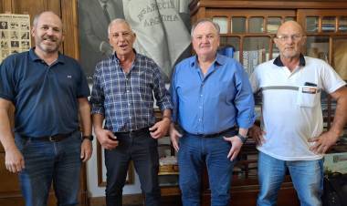 El Senador Michlig gestiona la llegada de ambulancias 0 km para el departamento San Cristóbal