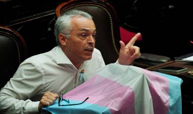 Esteban Paulón defendió al colectivo LGTBIQ+ en medio del debate de las PASO