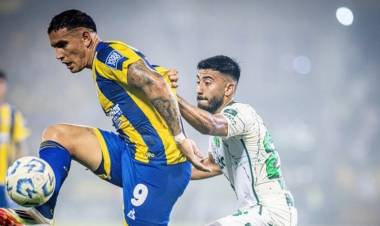 Rosario Central mantuvo el liderazgo tras vencer a Sarmiento