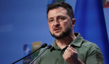 Keir Starmer reafirmó el apoyo del Reino Unido a Ucrania en reunión con Zelenski