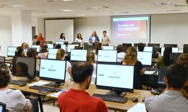 Capacitaciones para equipos de salud: Provincia abrió la inscripción a las propuestas 2025