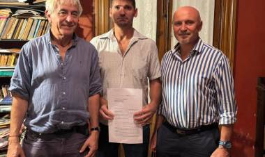 La Confederación Económica de la Producción de Argentina manifestó su respaldo al proyecto para consagrar en la Constitución el Derecho al Agua