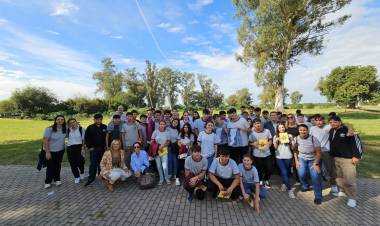 Pibes de San Justo juraron la Constitución nacional 