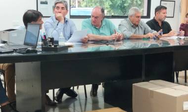 Licitan la provisión de indumentaria del personal del túnel subfluvial