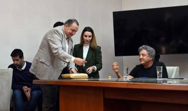 Poletti participó de la apertura de sobres para la primera Estación Policial de la ciudad de Santa Fe