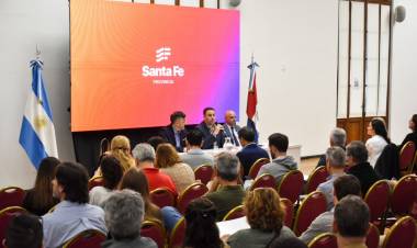 El Gobierno Provincial capacitó a más de 500 empresas para ser potenciales proveedoras del Estado santafesino