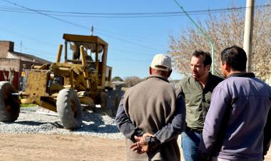 Continua el Plan Intensivo de Mejorado Petreo en distintos barrios de la ciudad 