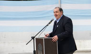 Más de 1600 niños y niñas santafesinos prometieron lealtad a la bandera