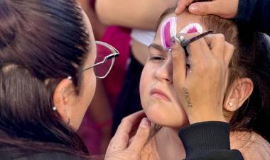 Las “Siestas Divertidas” llegaron a la Plaza 12 de Septiembre: tardes de juego, cultura y encuentro