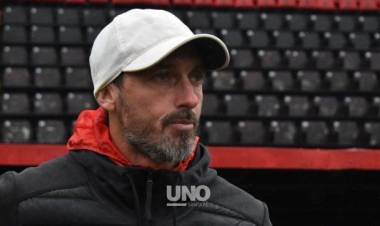 Minella, tras la caída de Colón: "Nos faltó efectividad, pero el equipo no se va a rendir"