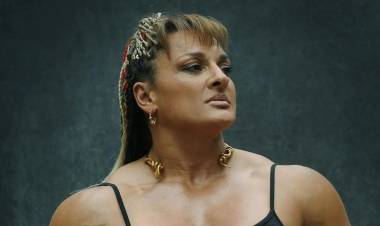 Diputados del FAS canalizan pedido popular por un monumento a la memoria de Alejandra Oliveras