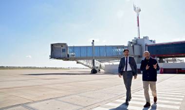 Pullaro anunció cómo será el proceso de renovación de la pista del Aeropuerto de Rosario, que financiará la Provincia