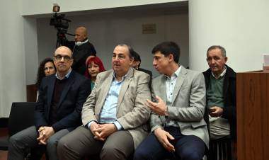 Poletti participó de la última audiencia sobre autonomía municipal en el Concejo