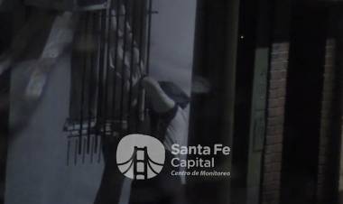 El Centro de Monitoreo Municipal y el 911 lograron detener a una mujer que intentó ingresar a una vivienda