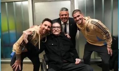 El encuentro entre Charly García, Leo Messi, Rodrigo de Paul y "Chiqui" Tapia