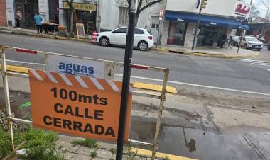Se realizarán cortes de tránsito en el micro y macro centro por obras de Aguas Santafesinas