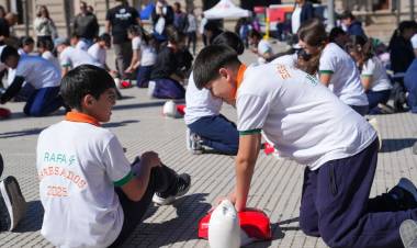 Más de 250 estudiantes se capacitaron en prevención y actuación ante situaciones de emergencia