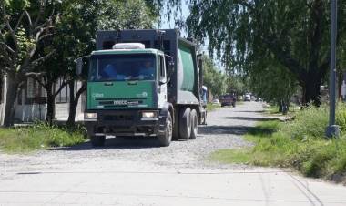 Desde este lunes, el camión de residuos completará la recolección en siete barrios de la ciudad