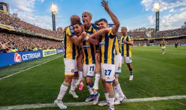 Rosario Central actualizó las estrellas de su escudo