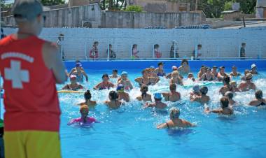 Más de 60 mil personas ya disfrutaron de las piletas recreativas en los polideportivos municipales