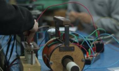 Cursos de formación y capacitacion laboral 2026 de la UNL  