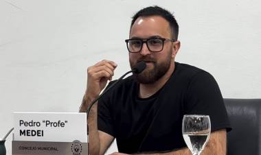 Poletti al recinto: el "Profe" Medei le exige al Intendente que dé explicaciones por transporte  