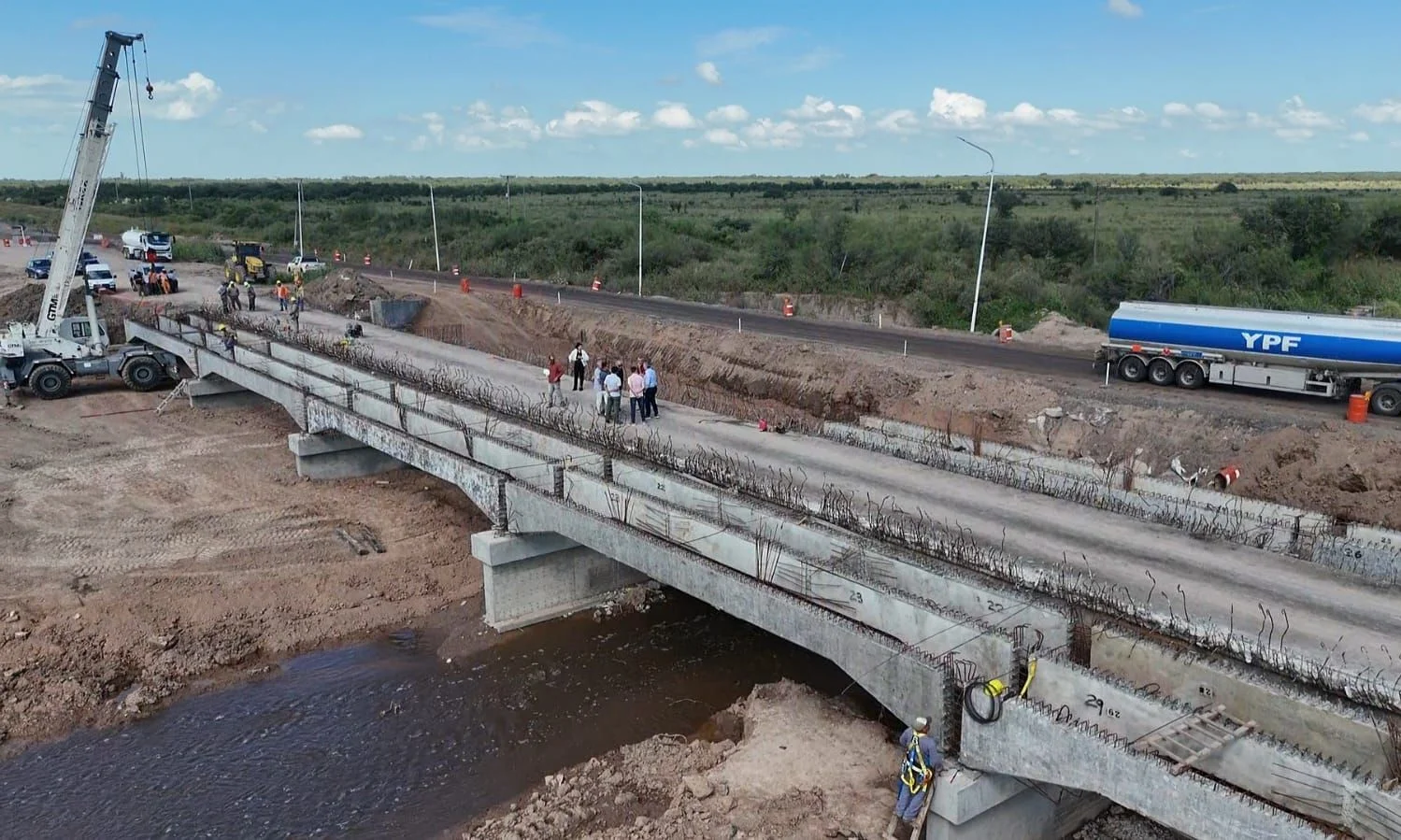 «Con una inversión superior a los $10.000 millones marcha a buen ritmo de ejecución la obra de ensanchamiento de 3 nuevos puentes sobre la RP N°4”