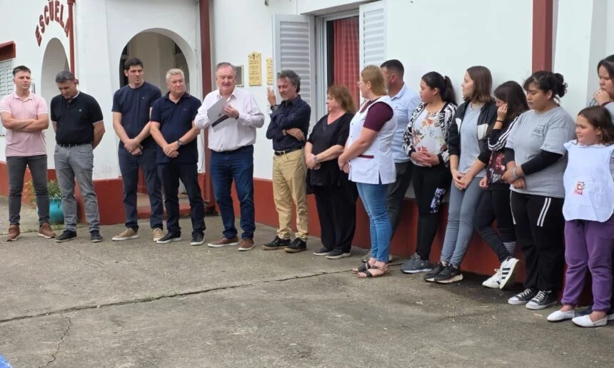 Planificación de medidas para reforzar la seguridad vial frente a la Escuela N° 923 Estancia San Francisco