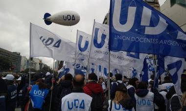 En Santa Fe, los salarios docentes no son prioridad para el Gobierno