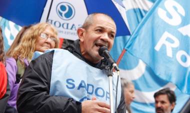 Martín Lucero: “Pullaro ajusta como Milei”  