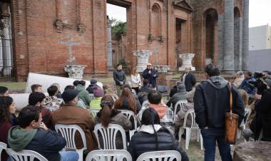 Plaza San Martín: comenzaron las rondas de diálogo con vecinos