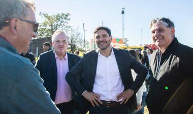 Pullaro: “Gobernar hoy es generar trabajo y llevar obras a cada localidad de la provincia”