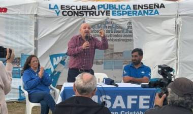 La Carpa de la dignidad docente se instaló en Céres