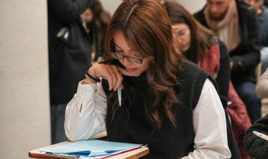 Récord: el sistema de Residencias en Salud impulsado por la gestión de Pullaro registró 1.865 inscriptos este año, 72 % más que en 2025